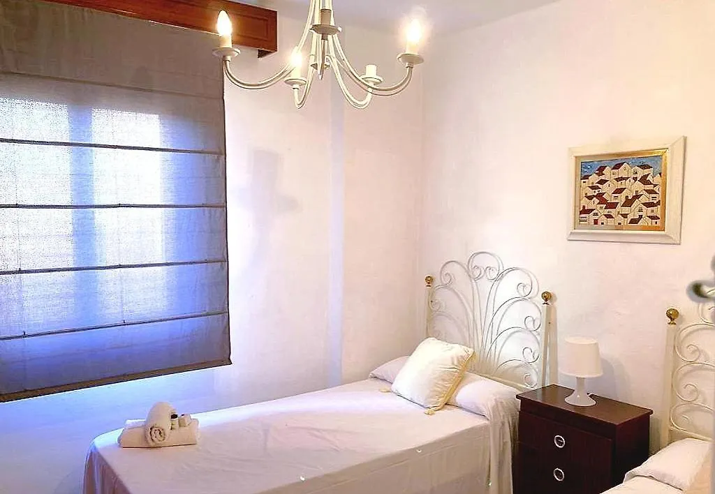 Apartment Practico Apartamento A 5 Min Andando De Gibraltar Y El Centro, Frente Al Mar La Linea de la Concepcion