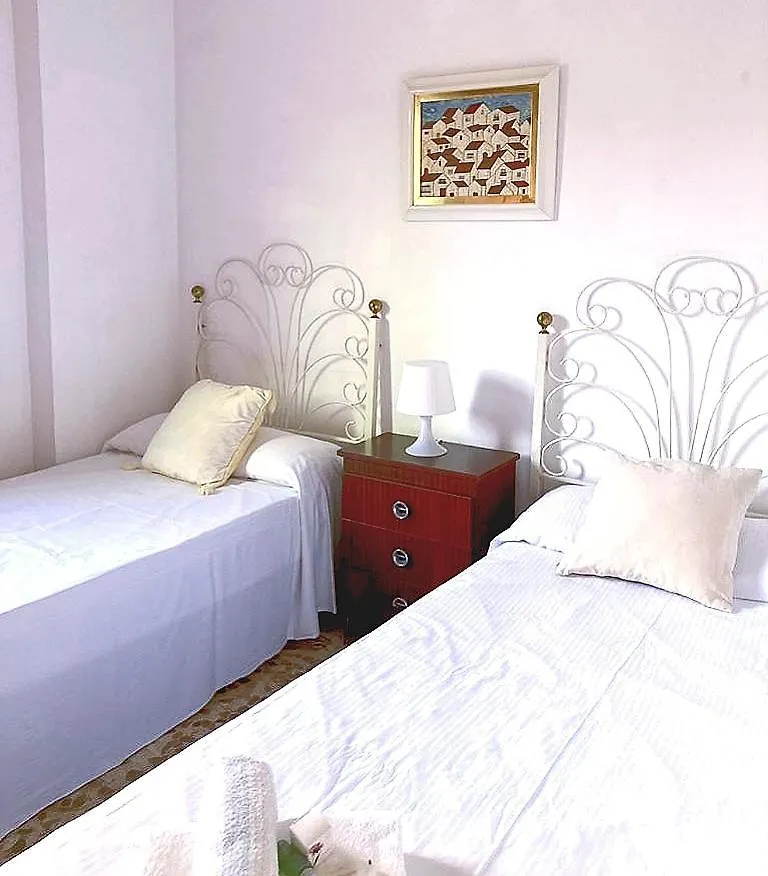 Apartment Practico Apartamento A 5 Min Andando De Gibraltar Y El Centro, Frente Al Mar La Linea de la Concepcion Spain